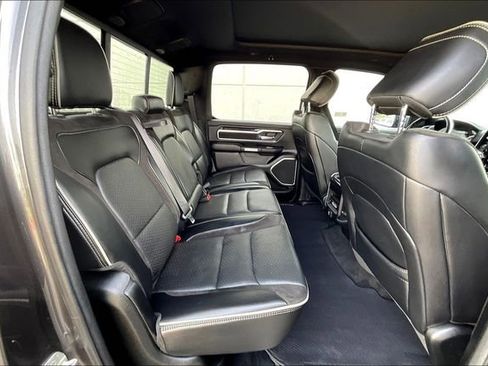 Used 2020 RAM 1500 Laramie w/ Night Edition image 23