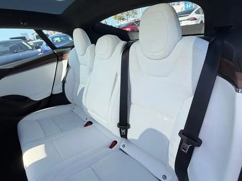 Used 2026 Tesla Model S AWD/4WD image 8