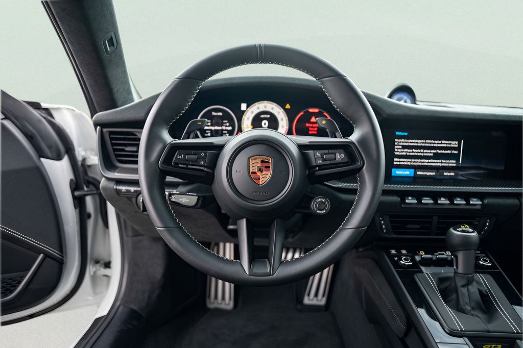 Used 2026 Porsche 911 GT3 RWD image 31