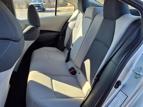 Used 2022 Toyota Corolla LE image 84