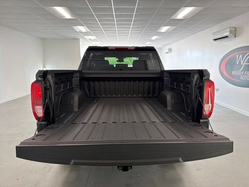 New 2026 GMC Sierra 1500 Pro w/ Graphite Edition AWD/4WD image 8