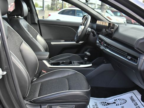 Used 2025 Kia K4 GT-Line w/ GT-Line Sunroof Package image 50