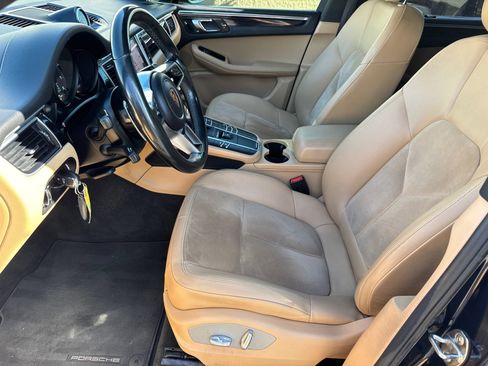 Used 2017 Porsche Macan AWD/4WD image 15