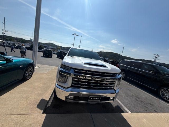 Used 2022 Chevrolet Silverado 2500 LTZ w/ LTZ Plus Package AWD/4WD image 27