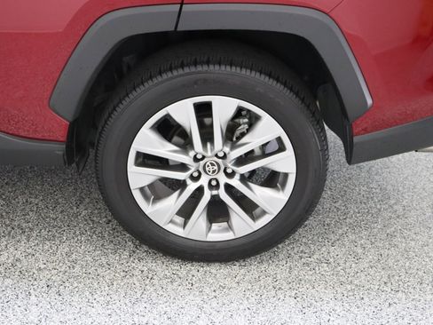 Used 2024 Toyota RAV4 XLE Premium FWD image 10