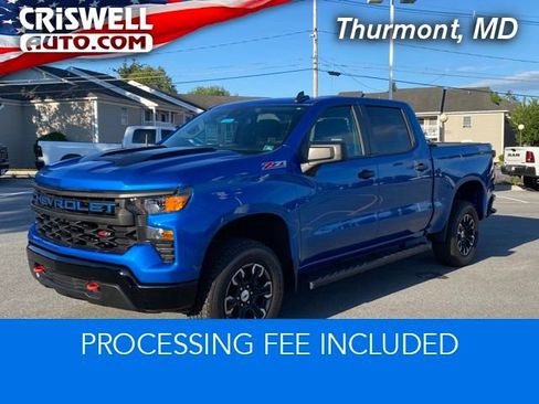 Used 2023 Chevrolet Silverado 1500 Custom Trail Boss AWD/4WD image 1