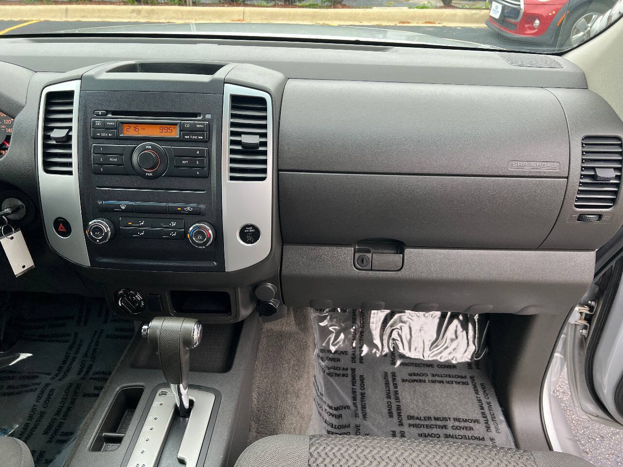 Used 2009 Nissan Frontier SE w/ SE Value Truck Pkg AWD/4WD image 34