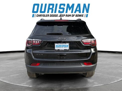 New 2026 Jeep Compass Latitude image 5