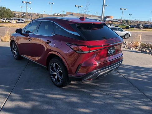 Used 2025 Toyota RAV4 XSE w/ Weather Package image 5