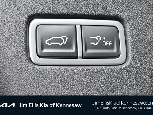 Certified 2024 Kia Sorento SX Prestige w/ Olive Brown Leather Package image 11