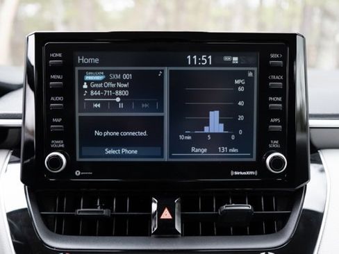 Used 2022 Toyota Corolla LE image 22