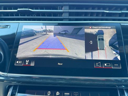 Used 2025 Audi Q7 Premium Plus image 33