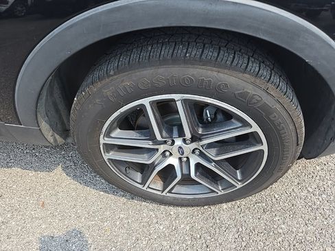 Used 2016 Ford Explorer Sport AWD/4WD image 9