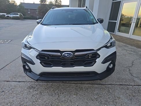 Used 2024 Subaru Crosstrek 2.5i Limited w/ Crosstrek Mirror Package image 18