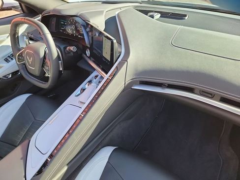 Used 2023 Chevrolet Corvette Stingray Preferred Conv w/ 2LT image 22