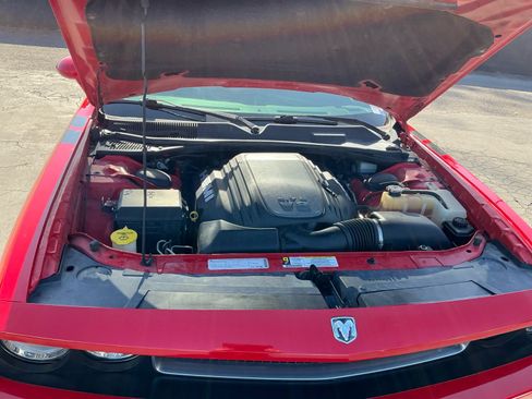 Used 2010 Dodge Challenger R/T w/ Sound Group RWD image 22