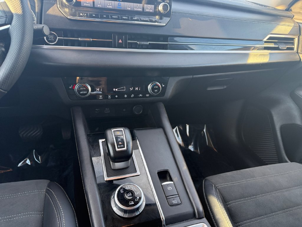Used 2024 Mitsubishi Outlander AWD image 11