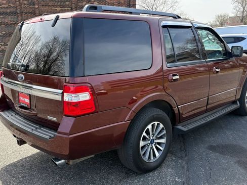 Used 2017 Ford Expedition XLT AWD/4WD image 8