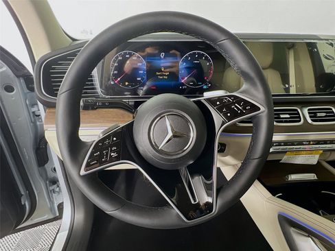New 2026 Mercedes-Benz GLE 350 4MATIC image 11