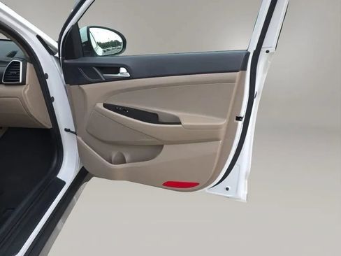 Used 2019 Hyundai Tucson SEL FWD image 48