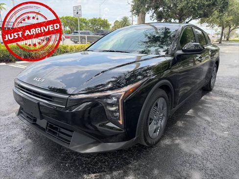 Used 2026 Kia K4 FWD image 2