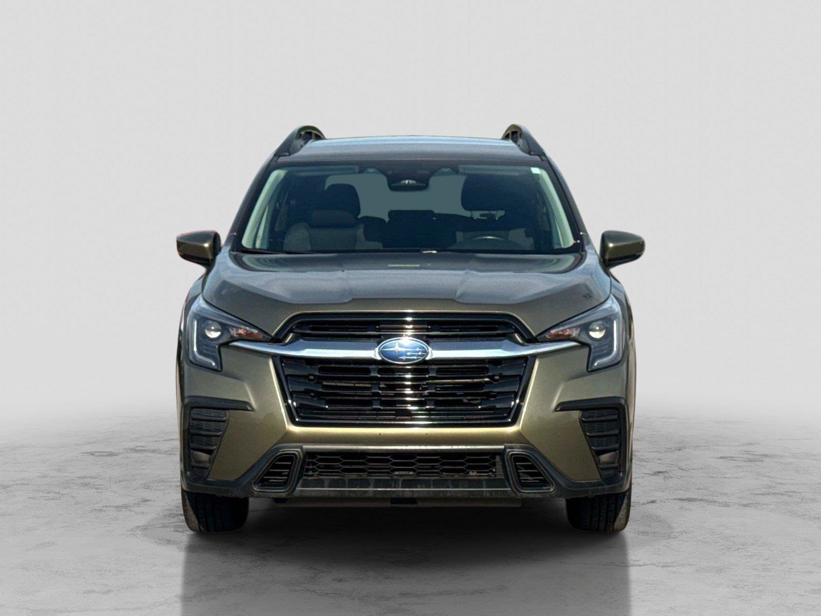 Used 2024 Subaru Ascent Premium AWD/4WD image 2