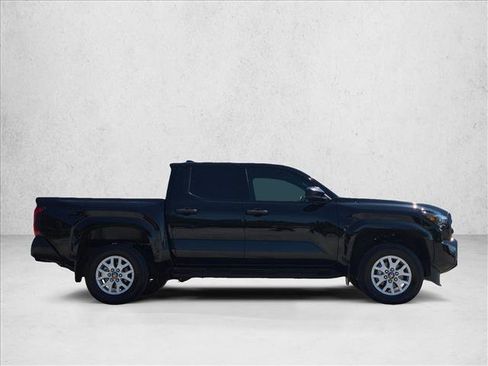 Used 2024 Toyota Tacoma SR RWD image 4
