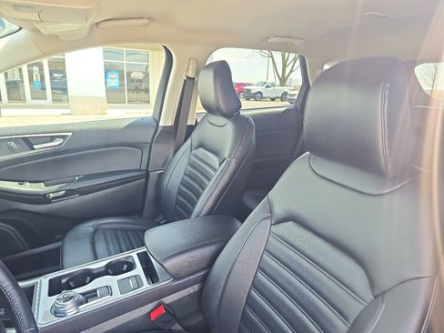 Used 2023 Ford Edge SEL image 10