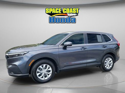 Used 2025 Honda CR-V LX image 9