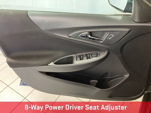 Used 2024 Chevrolet Malibu LT image 13