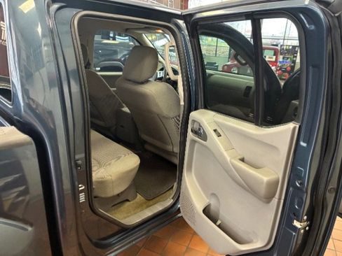 Used 2018 Nissan Frontier SV w/ Value Truck Package image 27