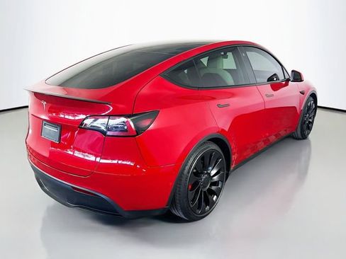 Used 2022 Tesla Model Y Performance image 7