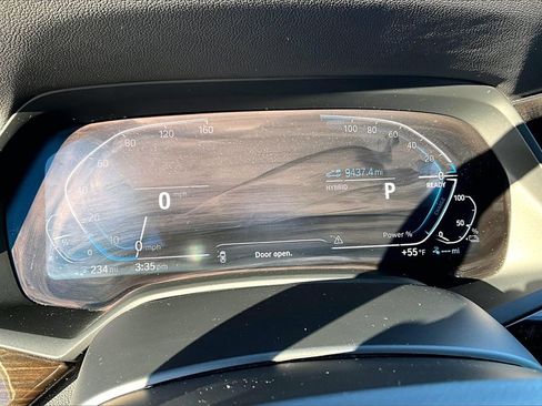 Used 2023 BMW X5 xDrive45e image 12