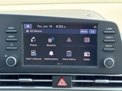 Used 2023 Hyundai Elantra SEL w/ Preferred Accessory Package FWD image 14