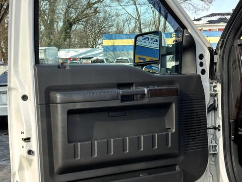 Used 2013 Ford F350 Platinum image 9