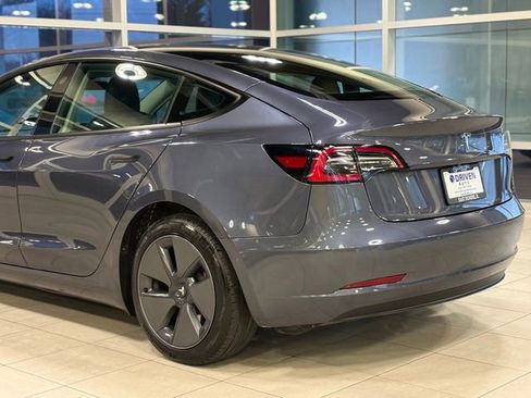 Used 2022 Tesla Model 3 image 11