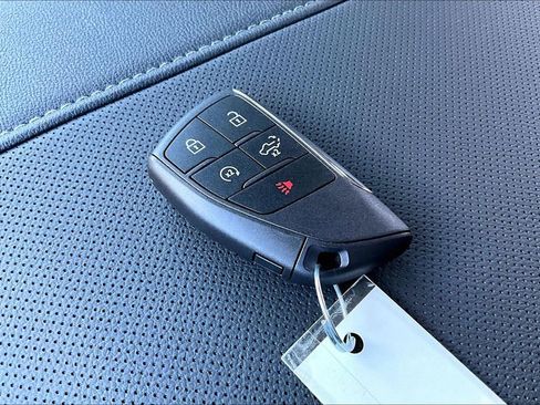 New 2026 GMC Sierra 1500 SLT image 29