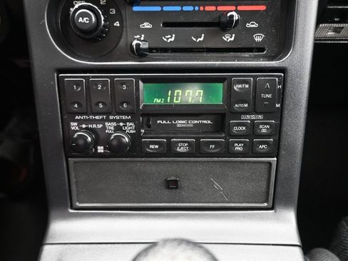 Used 1990 MAZDA MX-5 Miata RWD image 16