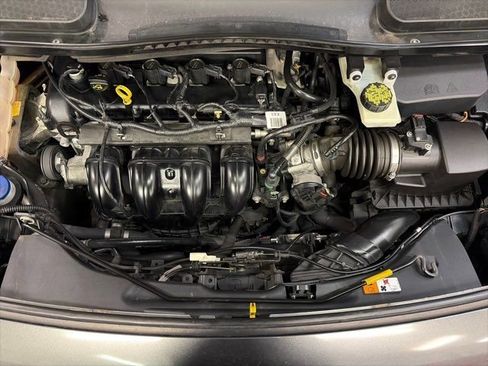 Used 2017 Ford Transit Connect XLT image 40