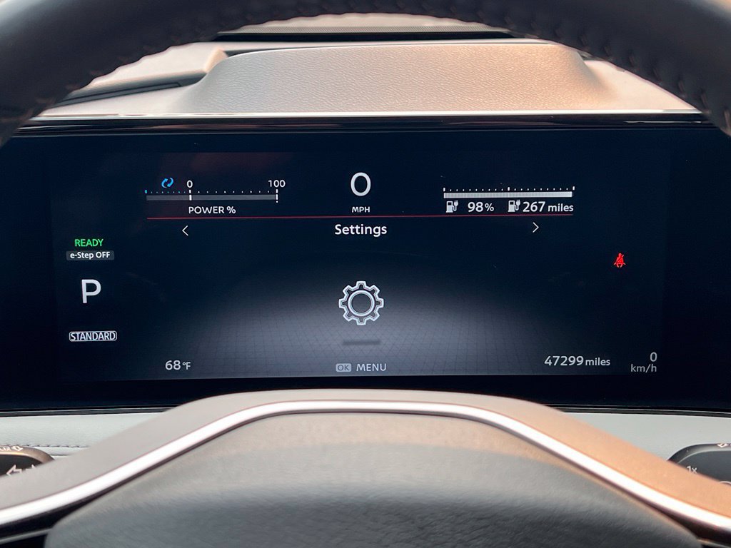 Certified 2023 Nissan Ariya AWD image 27