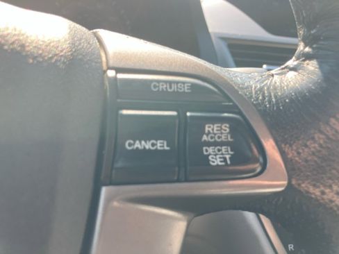Used 2015 Honda Odyssey EX-L image 23