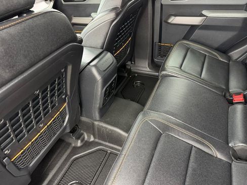 Certified 2023 Ford Bronco Badlands image 17