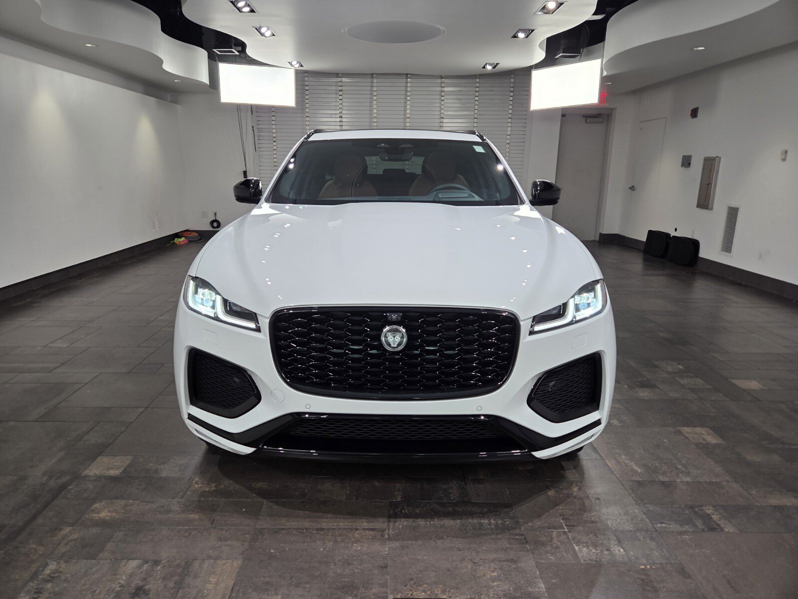 New 2026 Jaguar F-PACE R-Dynamic S AWD/4WD image 2