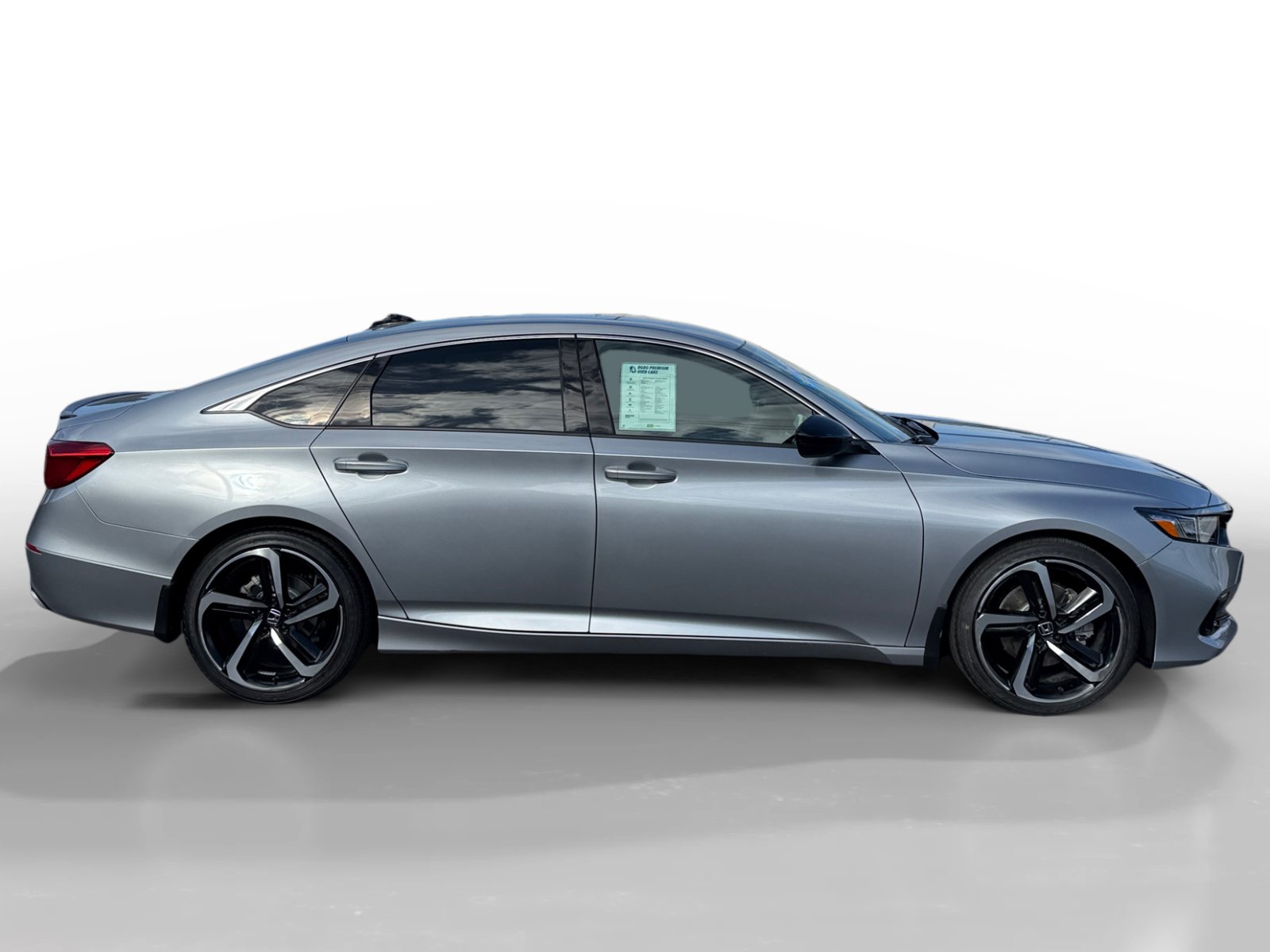 Used 2022 Honda Accord Sport image 6