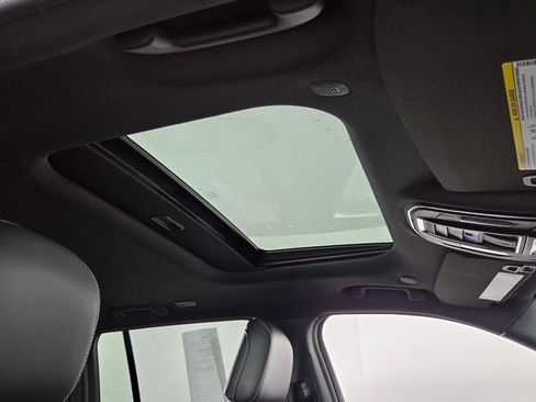 Used 2023 Jeep Grand Cherokee Altitude image 39