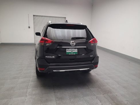 Used 2018 Nissan Rogue SV FWD image 6
