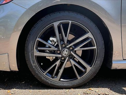 Used 2025 Toyota Camry XSE FWD image 34