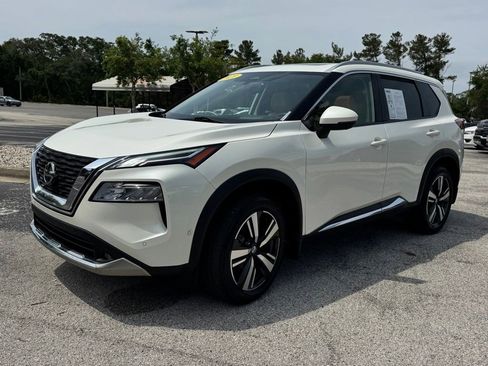 Used 2021 Nissan Rogue Platinum AWD/4WD image 3