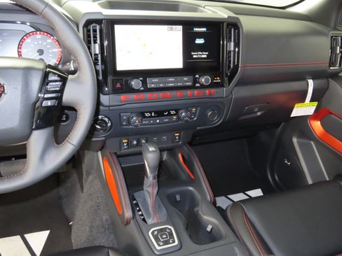 New 2026 Nissan Frontier PRO-4X image 8