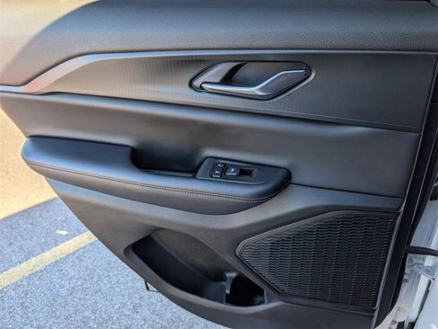 Used 2024 Jeep Grand Cherokee Altitude image 29